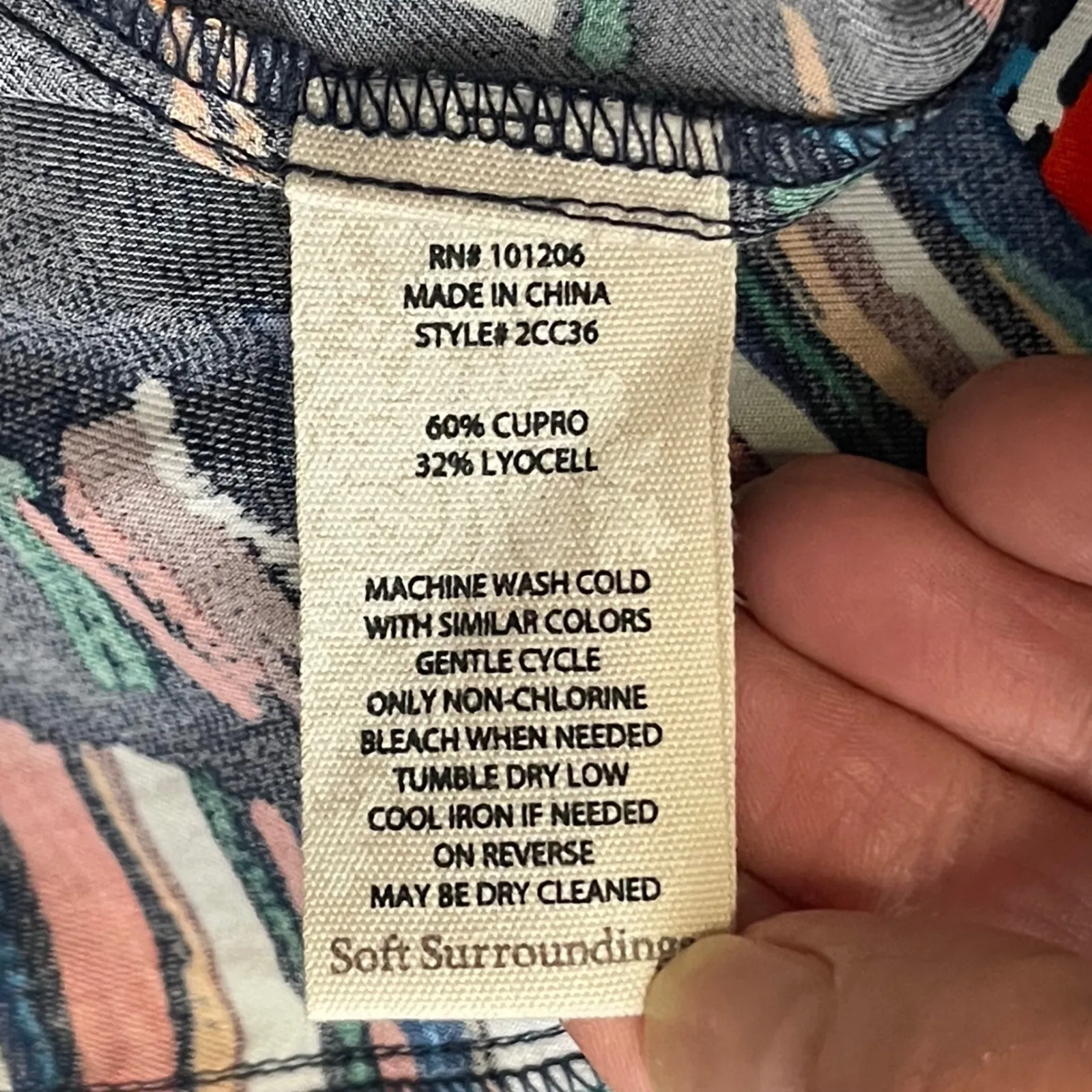 SOFT SURROUNDINGS Sail Away Long Sleeve Button Tunic Medium Navy Sailboat Print - Image 6