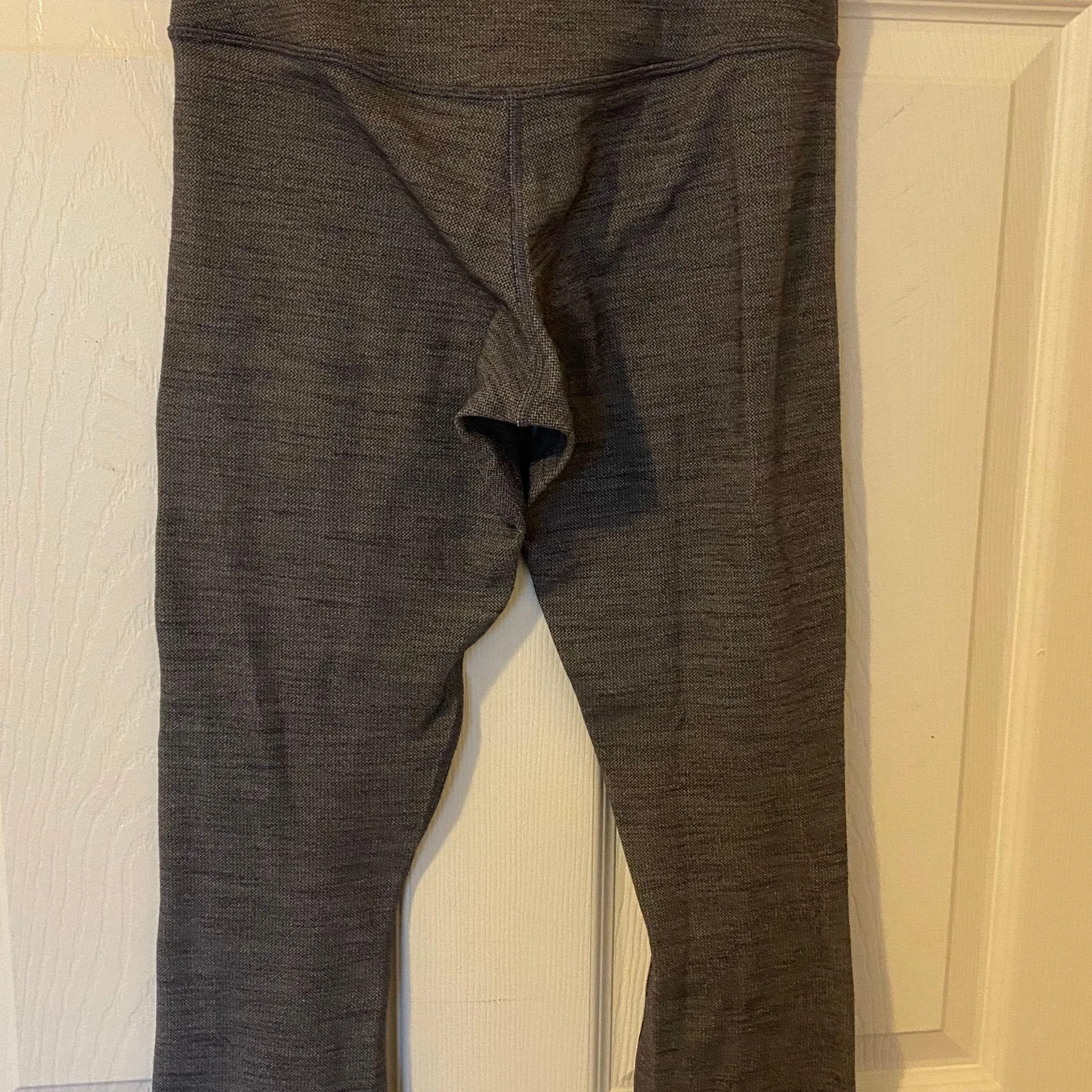 Lululemon Aligns 25” - Image 3