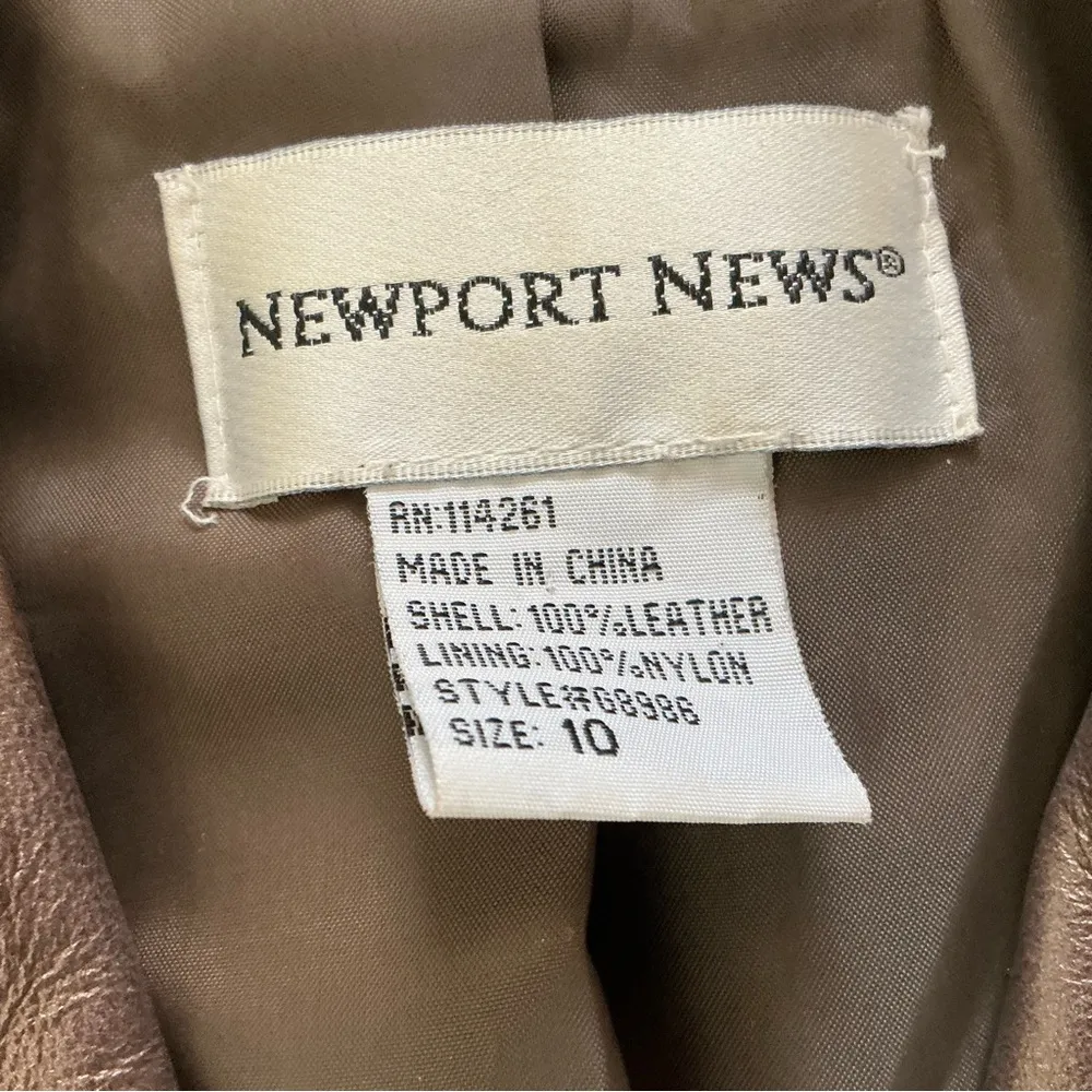 Vintage Newport News Sz 10 brown 2-button women’s leather jacket shoulder pads - Image 5