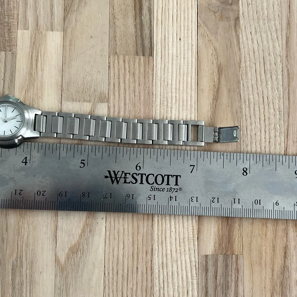 Seiko Ladies Watch Stainless Bracelet Case White Dial New in Box - Image 13