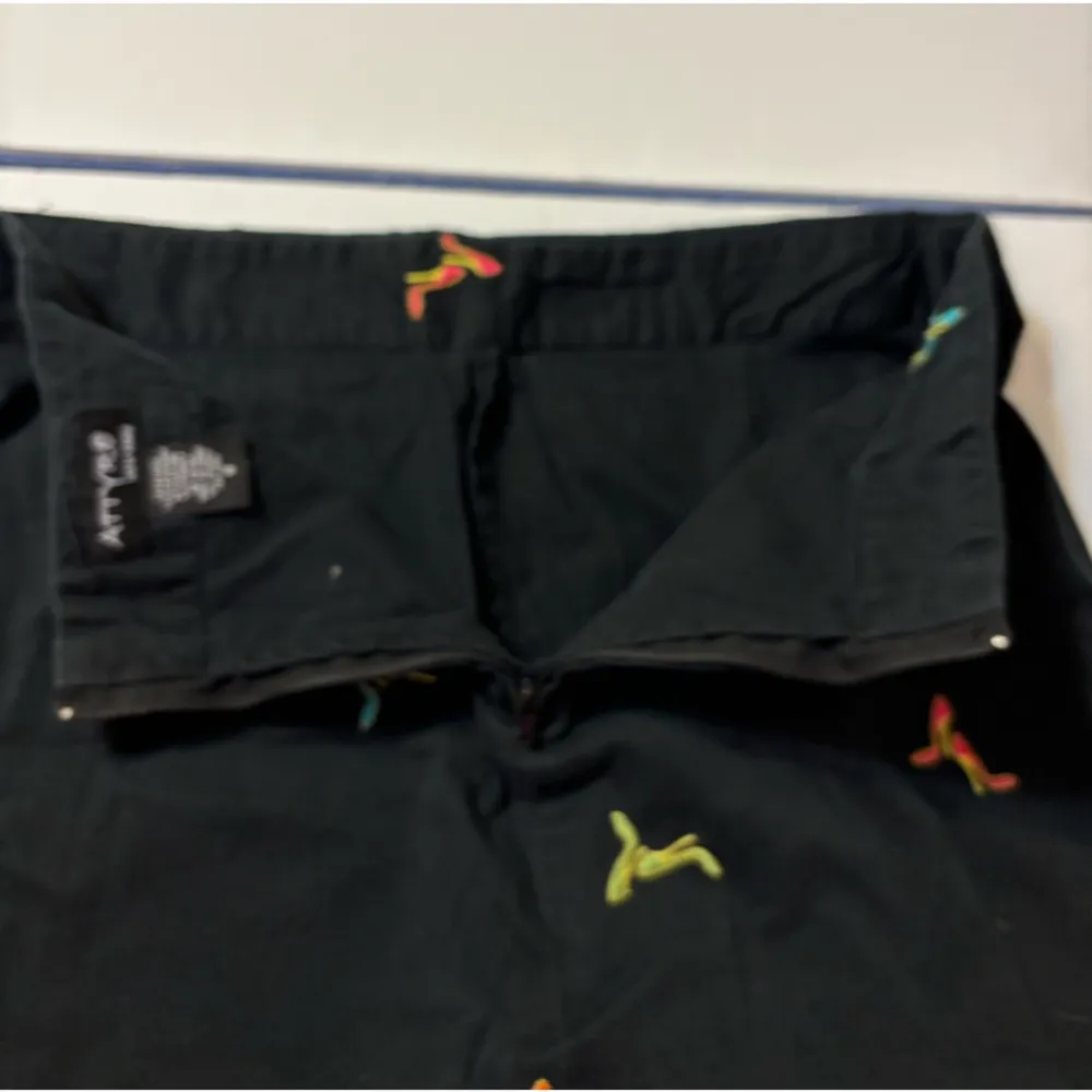 Black Mini Skirt by Attyre New York Size 6 High Heels - Image 3