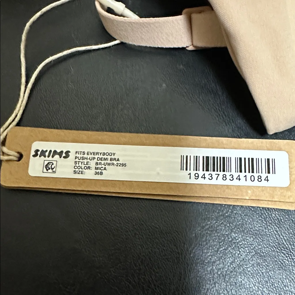 Skims Fits Everybody Push Up Underwire Bra MICA NWT Size 36B - Image 3