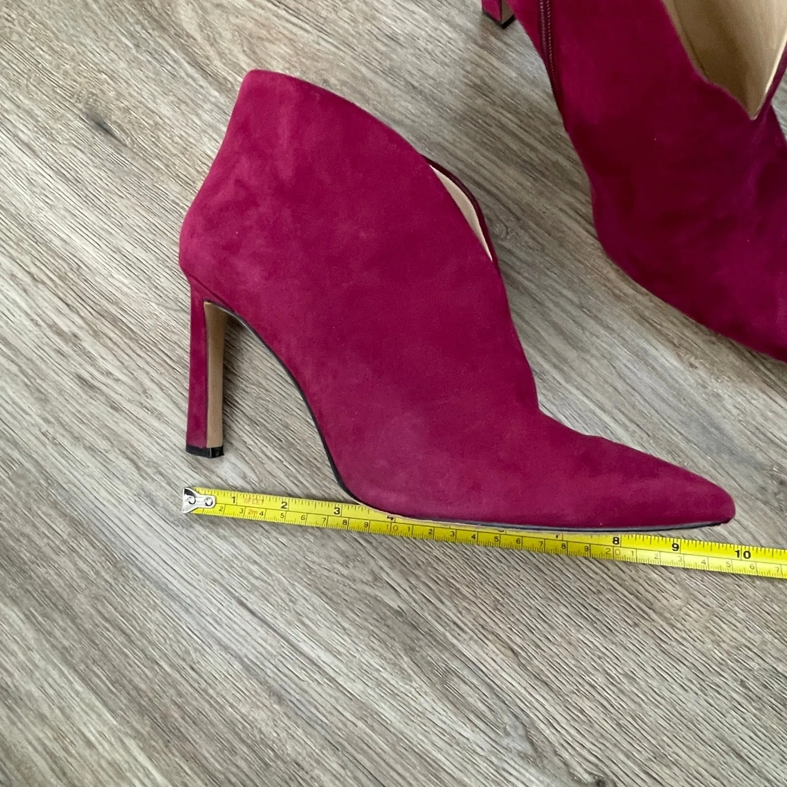 Vince Camuto Suede Pointed Toe Ankle Booties Side Zip Raspberry Women's Size‎ 8 - Image 13