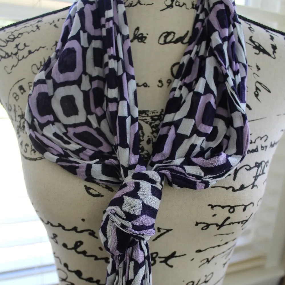 Geometric Design Ladies Scarf Purples & White Purple - Image 3