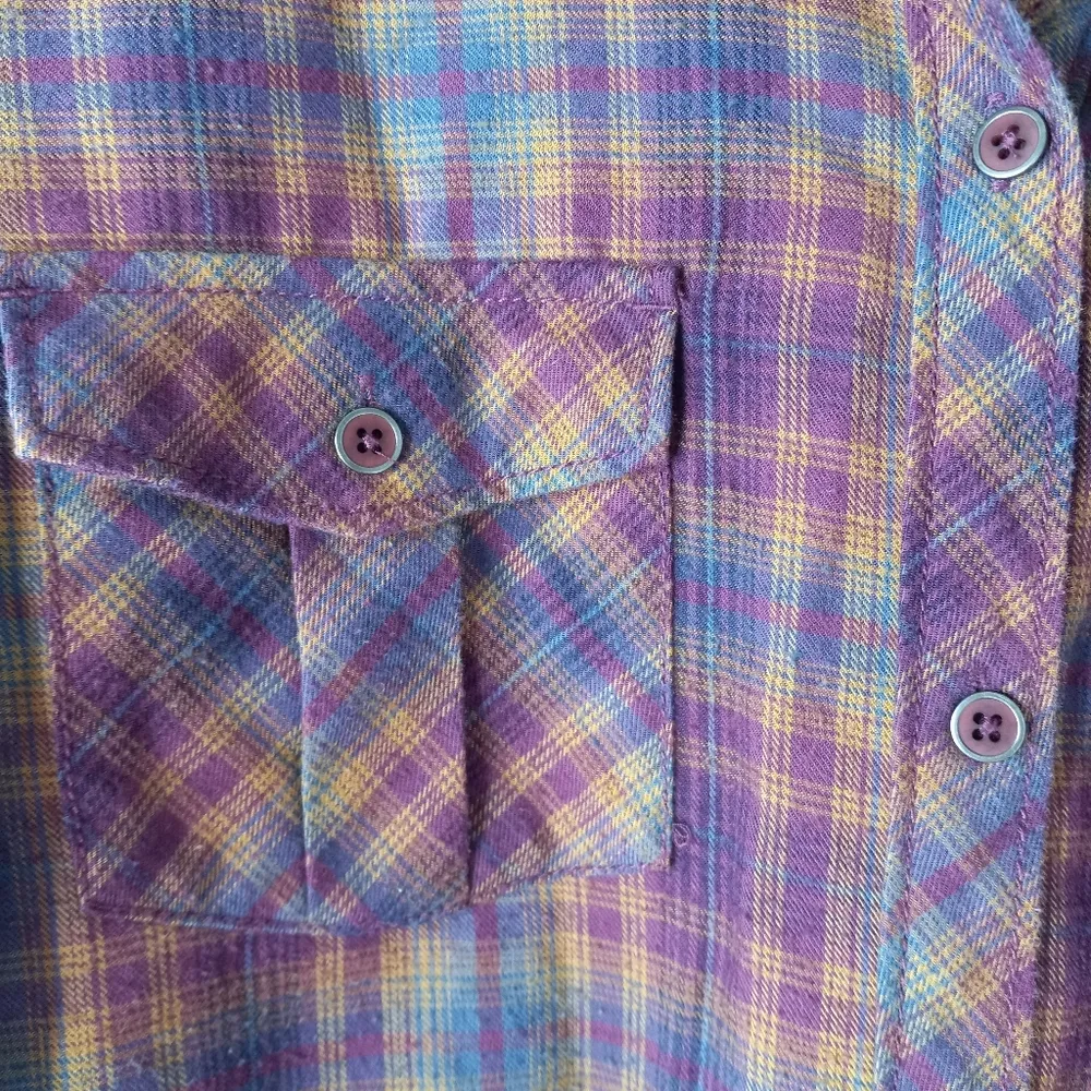 REI XL Womans Plaid Flannel Pocketed Button Down Shirt Top in Maroon Gray Red - Image 6