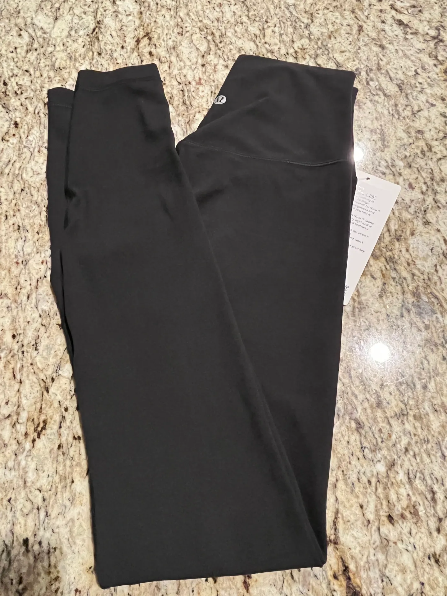 Lululemon NWT  Align High-Rise Pant 28"- Black - Image 3