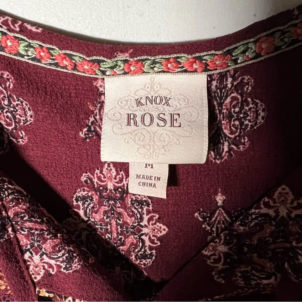 Knox Rose Sheer Women's Sleeveless Top Burgundy with Tie and Tassels Size Medium - Image 5