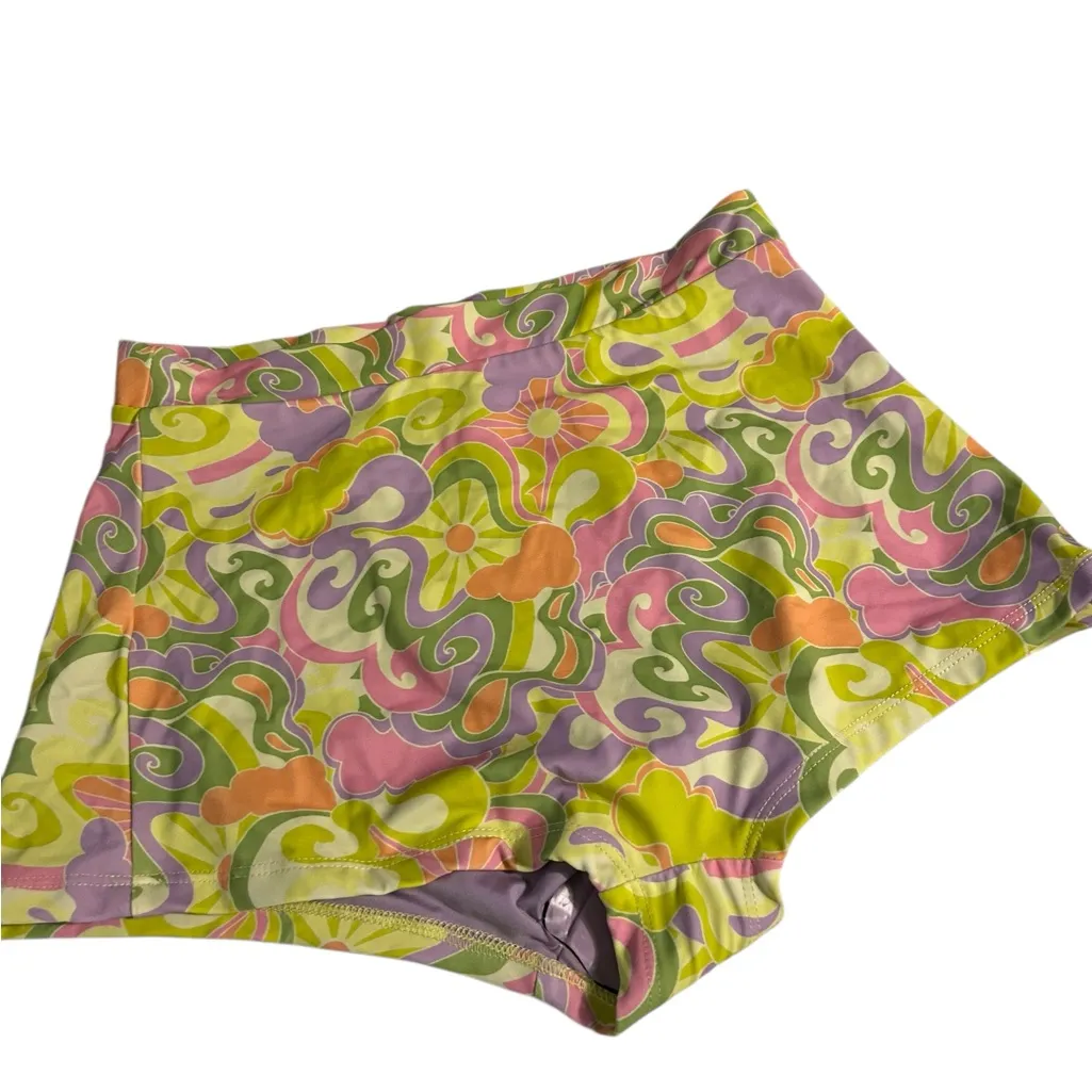 NEW Beach Riot Psychedelic Sunshine Felicia Shorts size Medium free people - Image 3