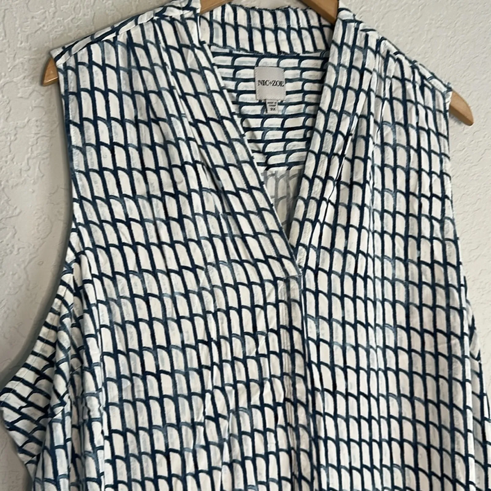 NIC+ZOE Lattice Live In Tank Top Blue White Size 3X Rayon Preppy Casual Office - Image 3