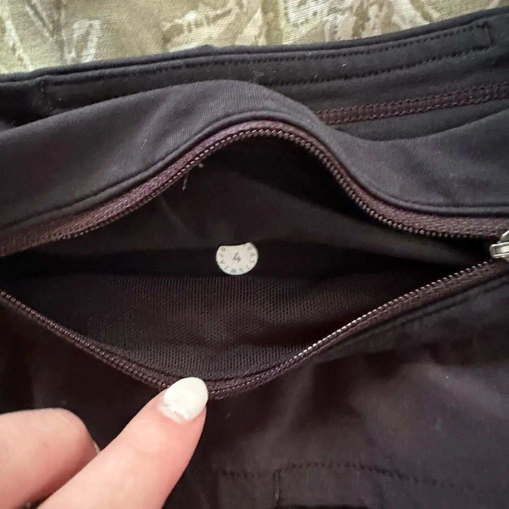 Lululemon  shorts - Image 3