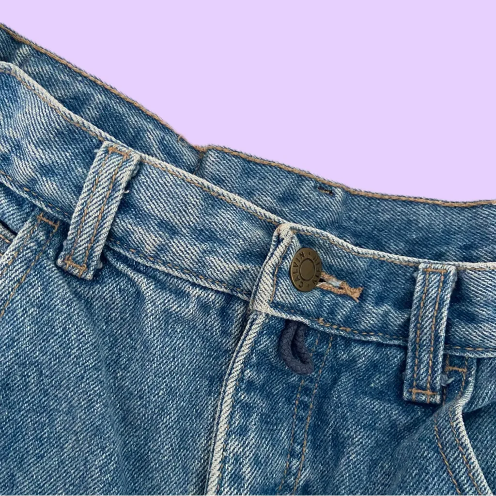 Vintage 90s Calvin Klein Blue Jeans Denim Cut off Knee Length Shorts 🔥 - Image 2