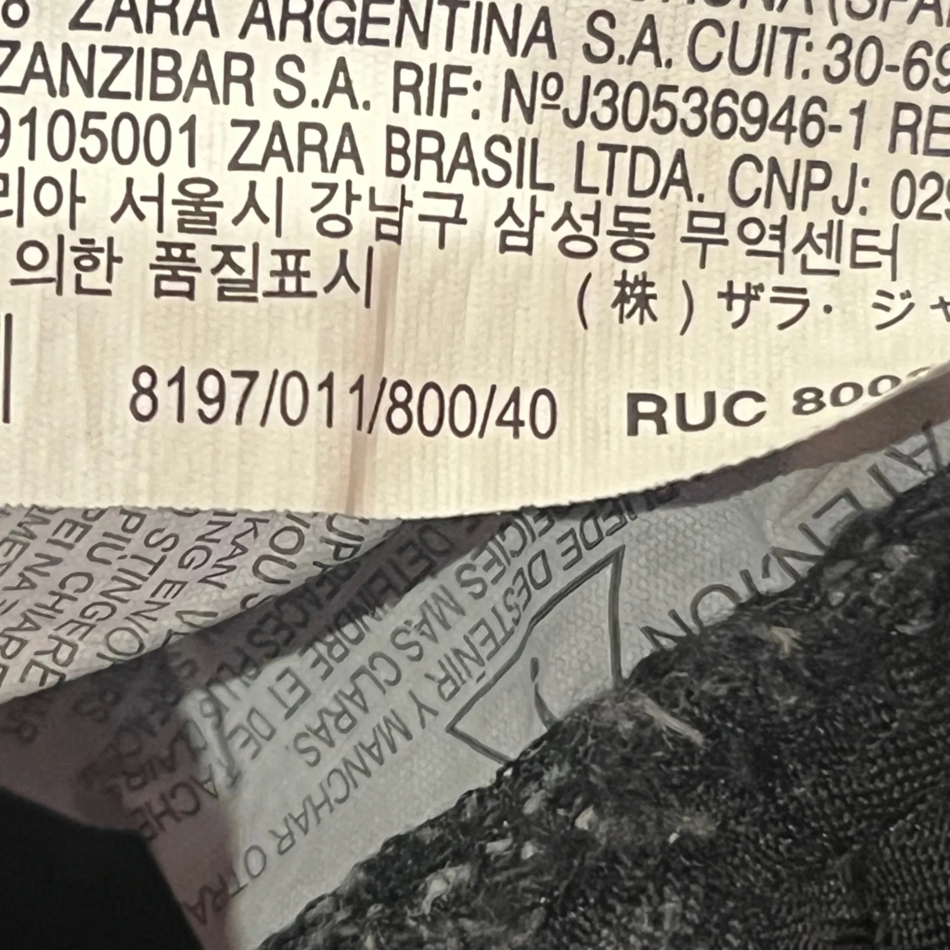 Zara High Waisted Ripped Detailed Jeans Shorts Washed Black - Image 7