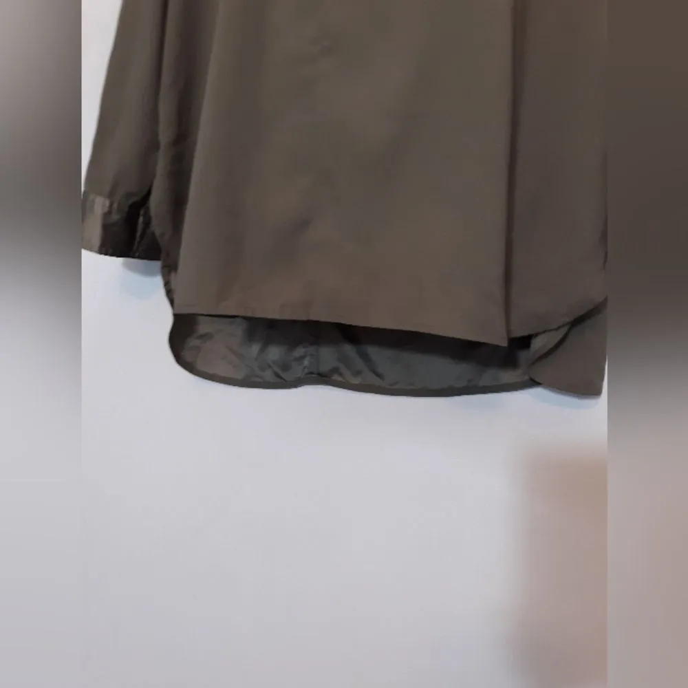 Chico's  olive green zip neckline blouse - Image 6