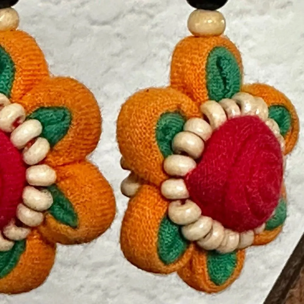 Cloth and bead flower earrings - Image 9
