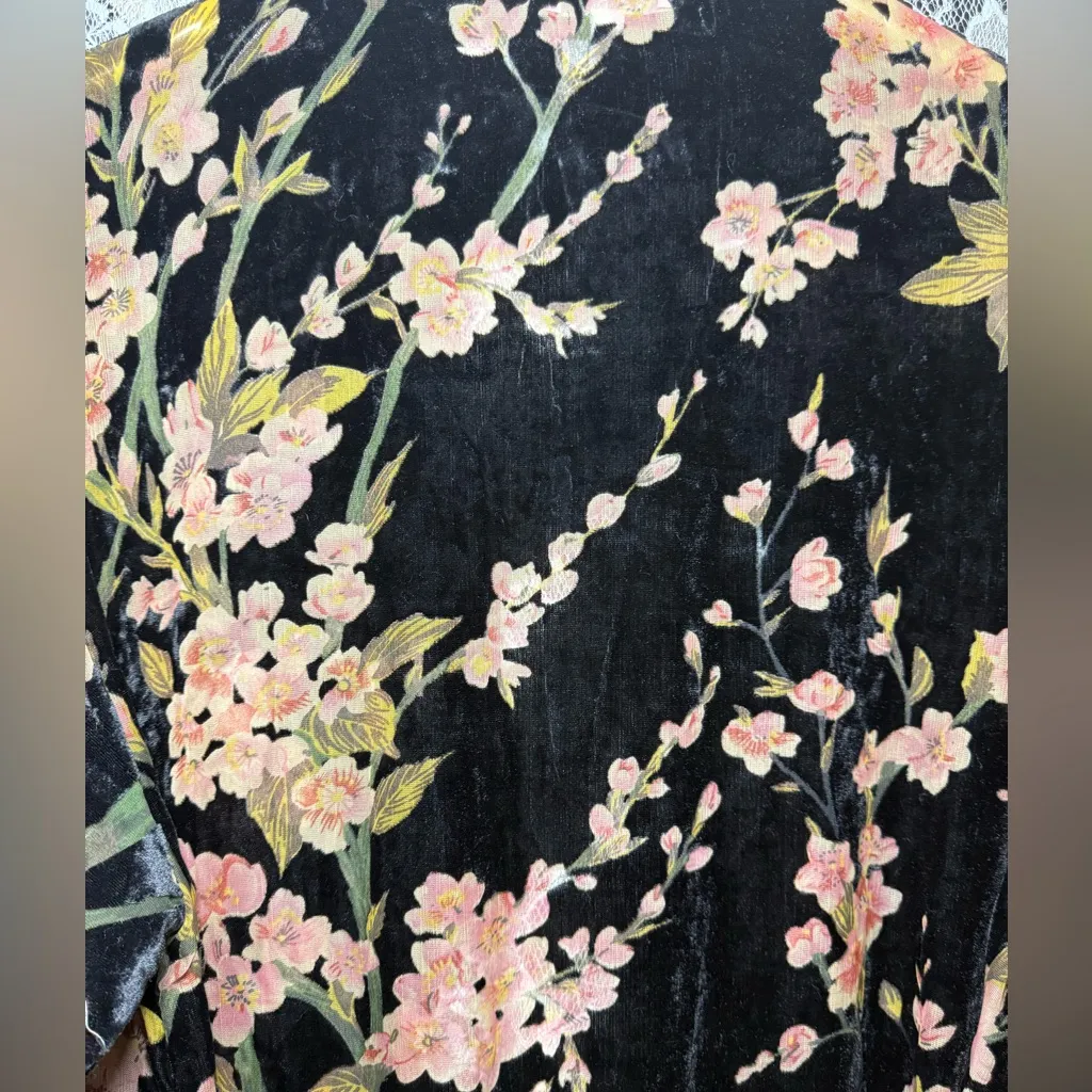 Lucy Paris Black Pink burnout velvet Floral duster robe chainette fringe sheer S - Image 10