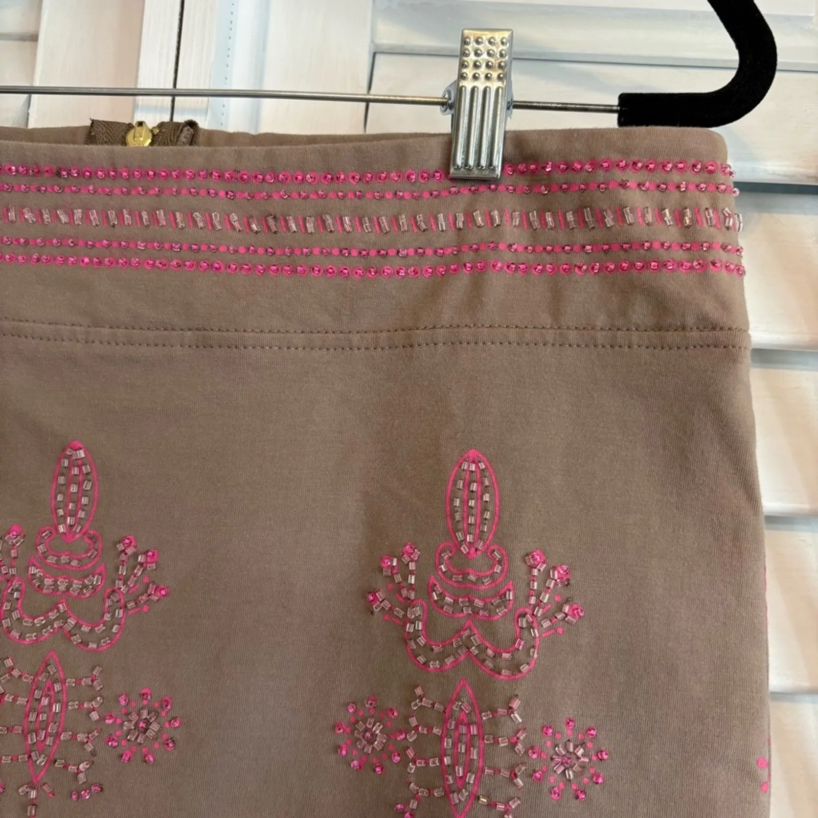 Basil Tan And Pink‎ Beaded Mini Skirt Size Medium - Image 3