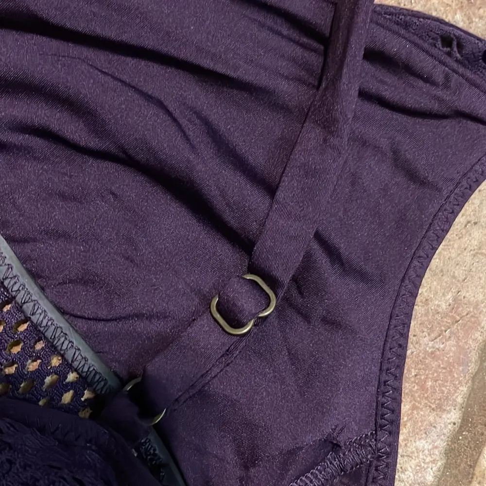 Becca swim tankini top size small - Image 4