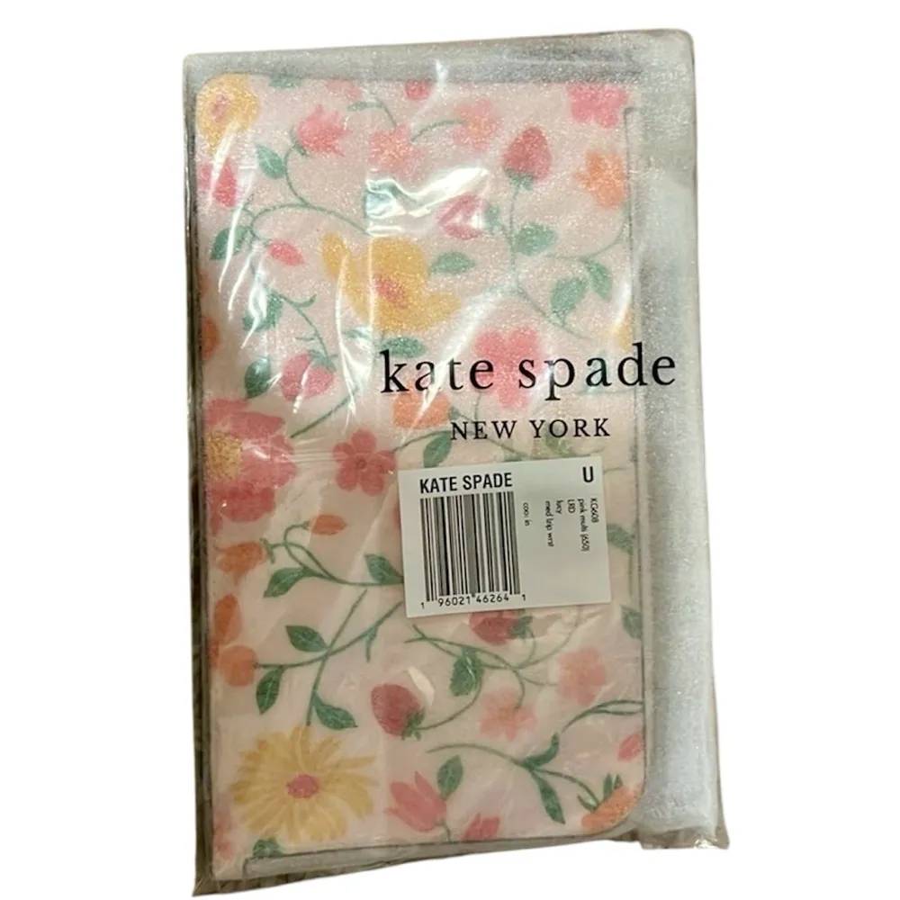 NWT Kate Spade Lucy Garden Medium L-Zip Wristlet; light pink - Image 9