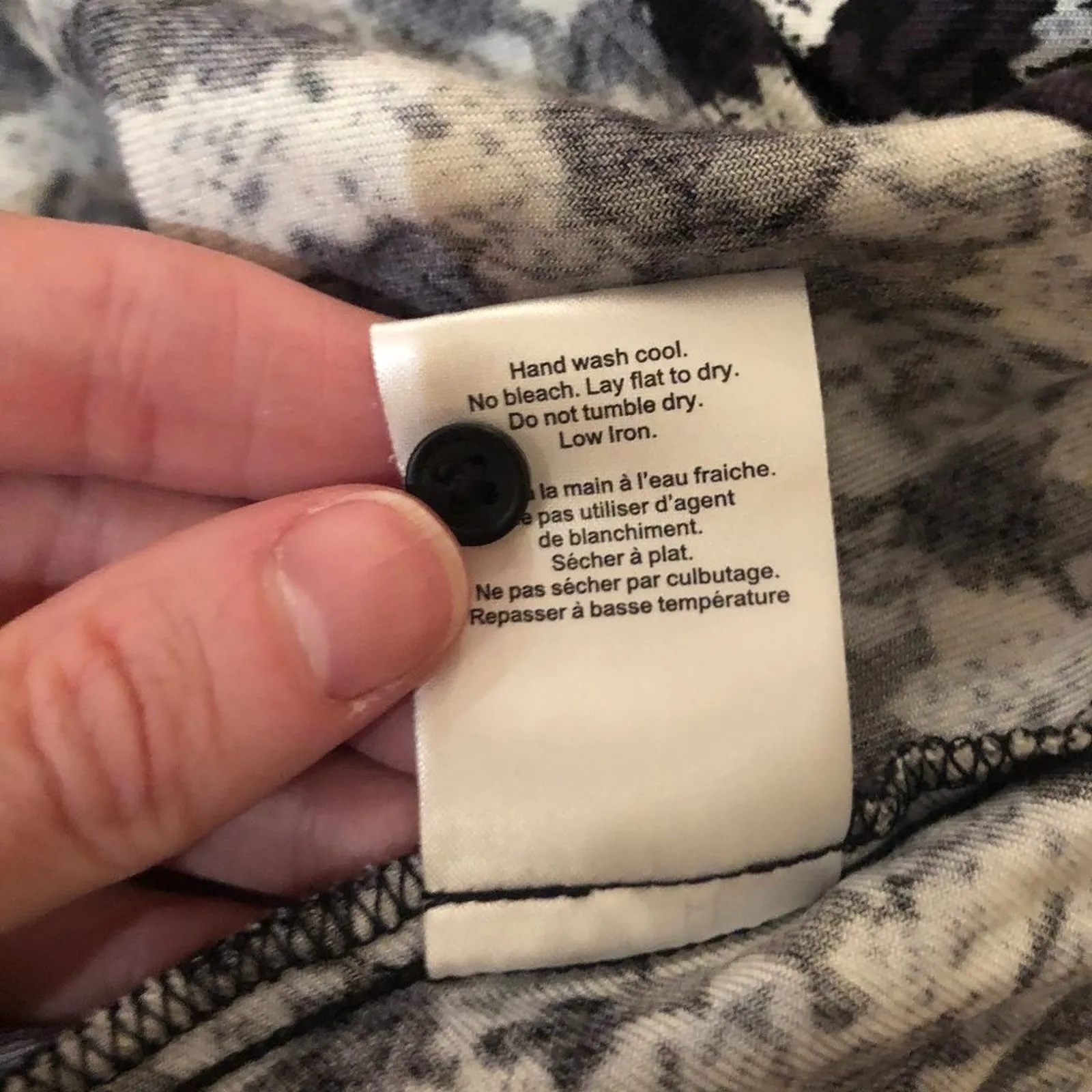 Aritzia Talula Floral Mini Dress - Image 6