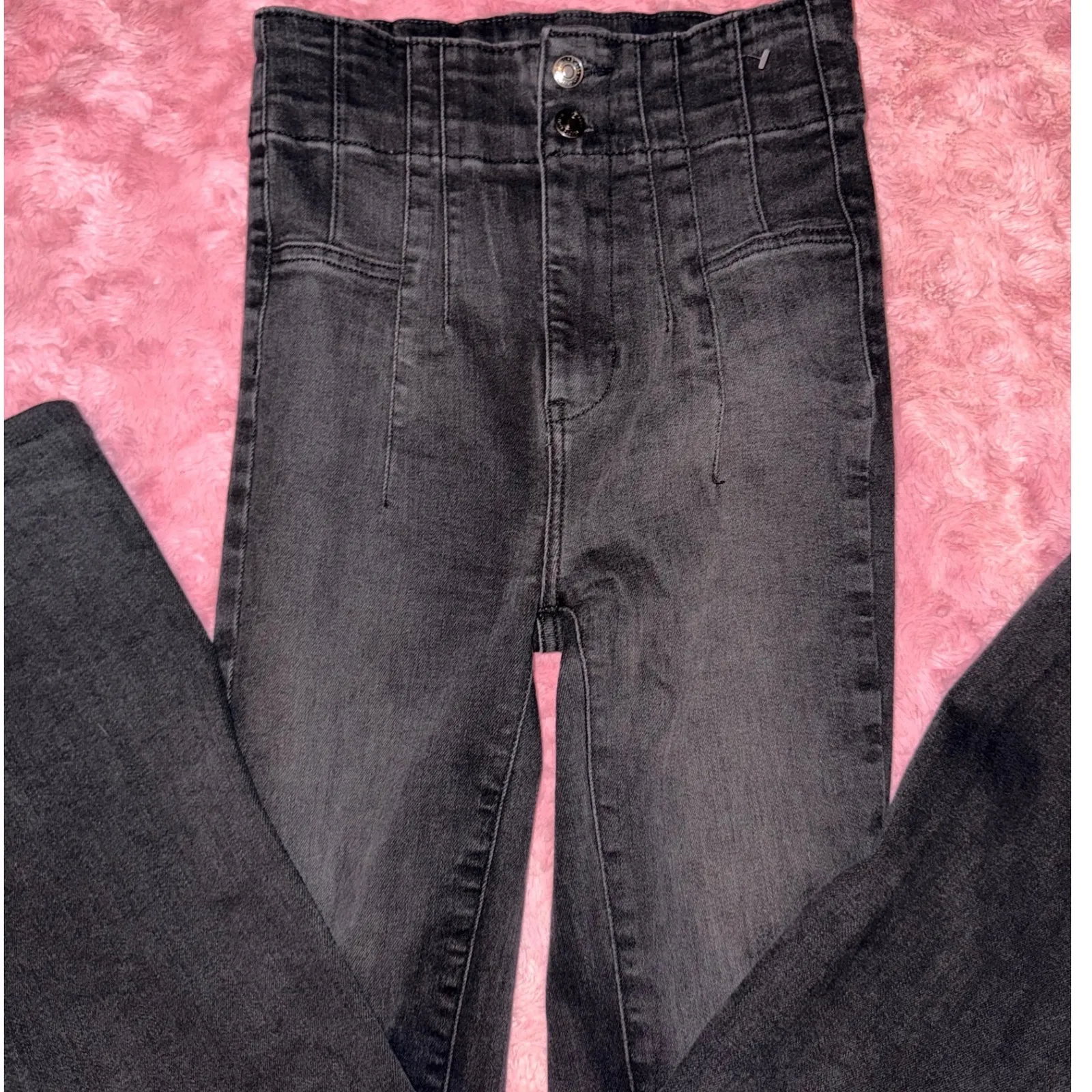 WE THE FREE High Waisted Flare Jeans Charcoal Gray Size 26 - Image 4