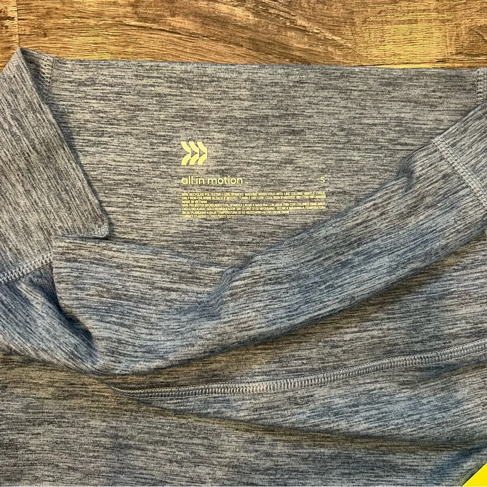 NWT All in Motion Women’s Blue High Rise Flare Leggings 35.5 Inseam Size Small - Image 3