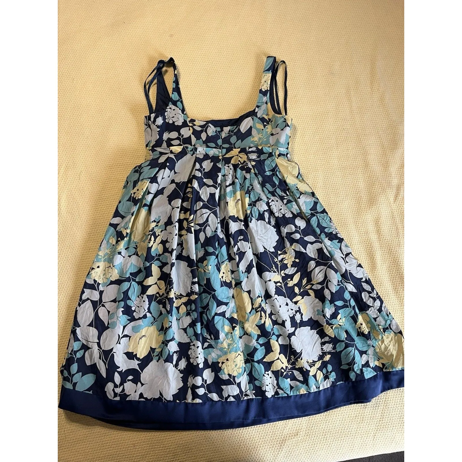 BCBG Paris Dress Floral Sleeveless Pleated Skirt Square Neck Silk Blue/Yellow 2 Blue - Image 4