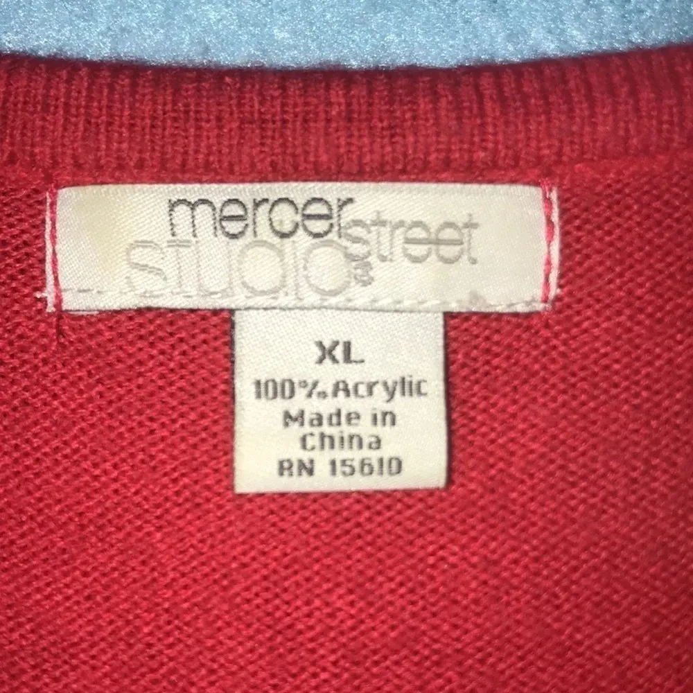 MERCER Street Studio long sleeve floral embellished soft red sweater size XL - Image 4