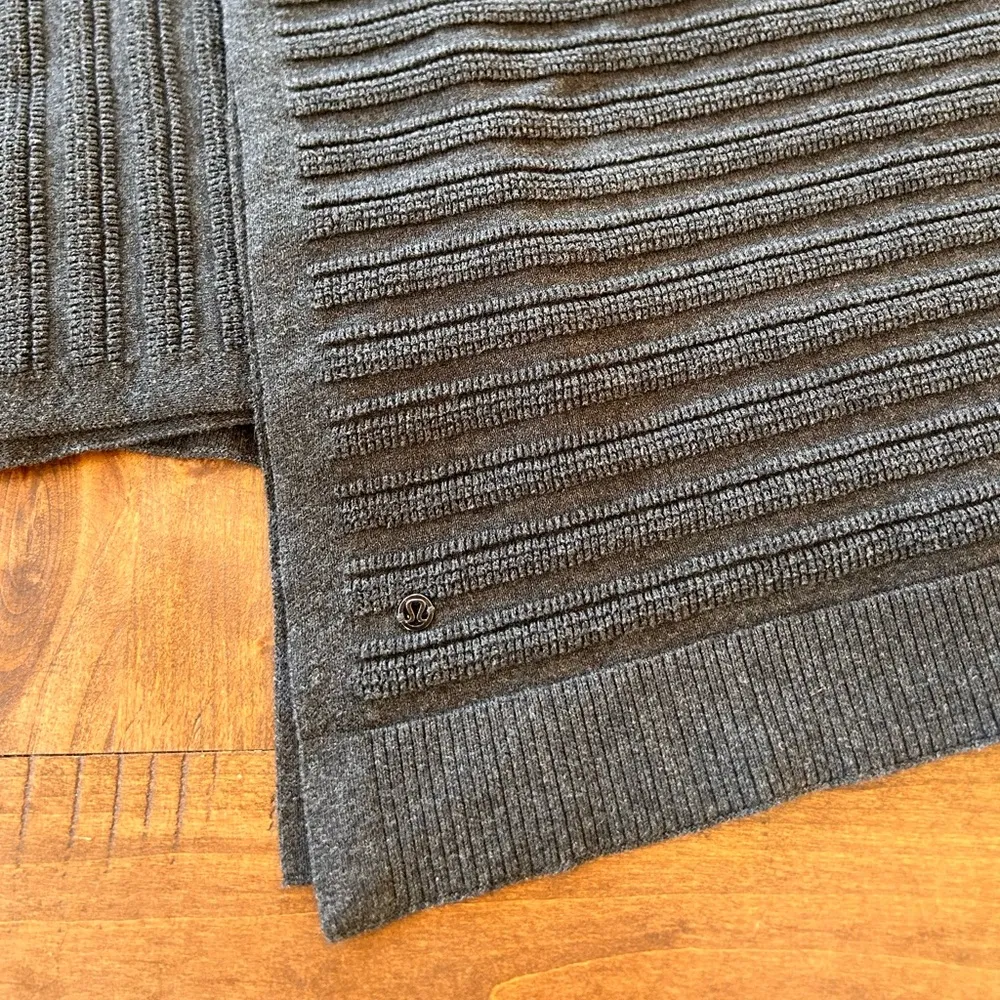 Lululemon Forward Flow Poncho - Image 4