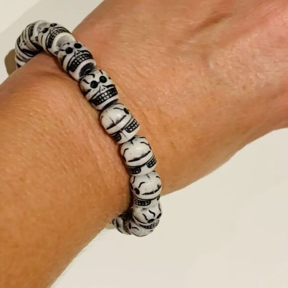 *B3G1 Halloween SKULL‎ stretch bracelet women fashion jewelry CMO - Image 2
