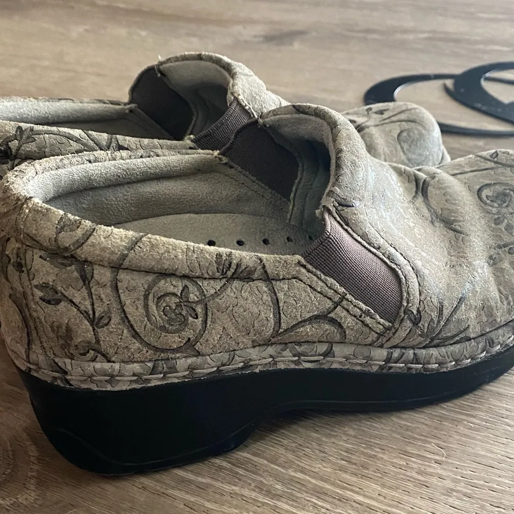 KLOGS Grey Leather Slip On Nursing Shift Shoes Gray Size 7 - Image 6