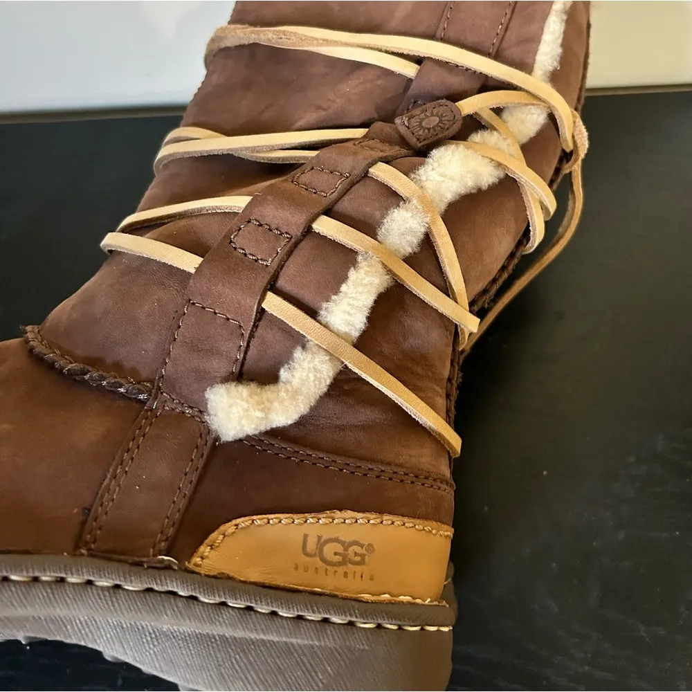 UGG Australia ‘Catalina’ Sheepskin Lace Up Leather Boots 1634 - Image 10