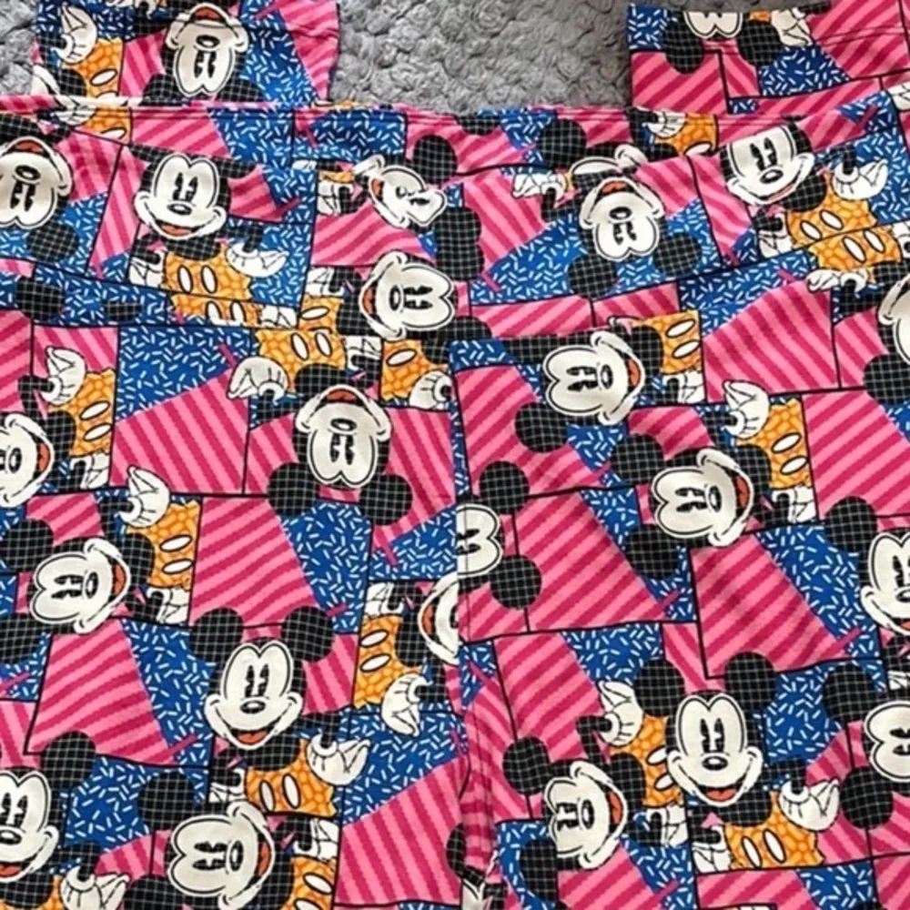 Disney Lularoe Mickey Mouse TC Soft Leggings EUC #7504 - Image 2