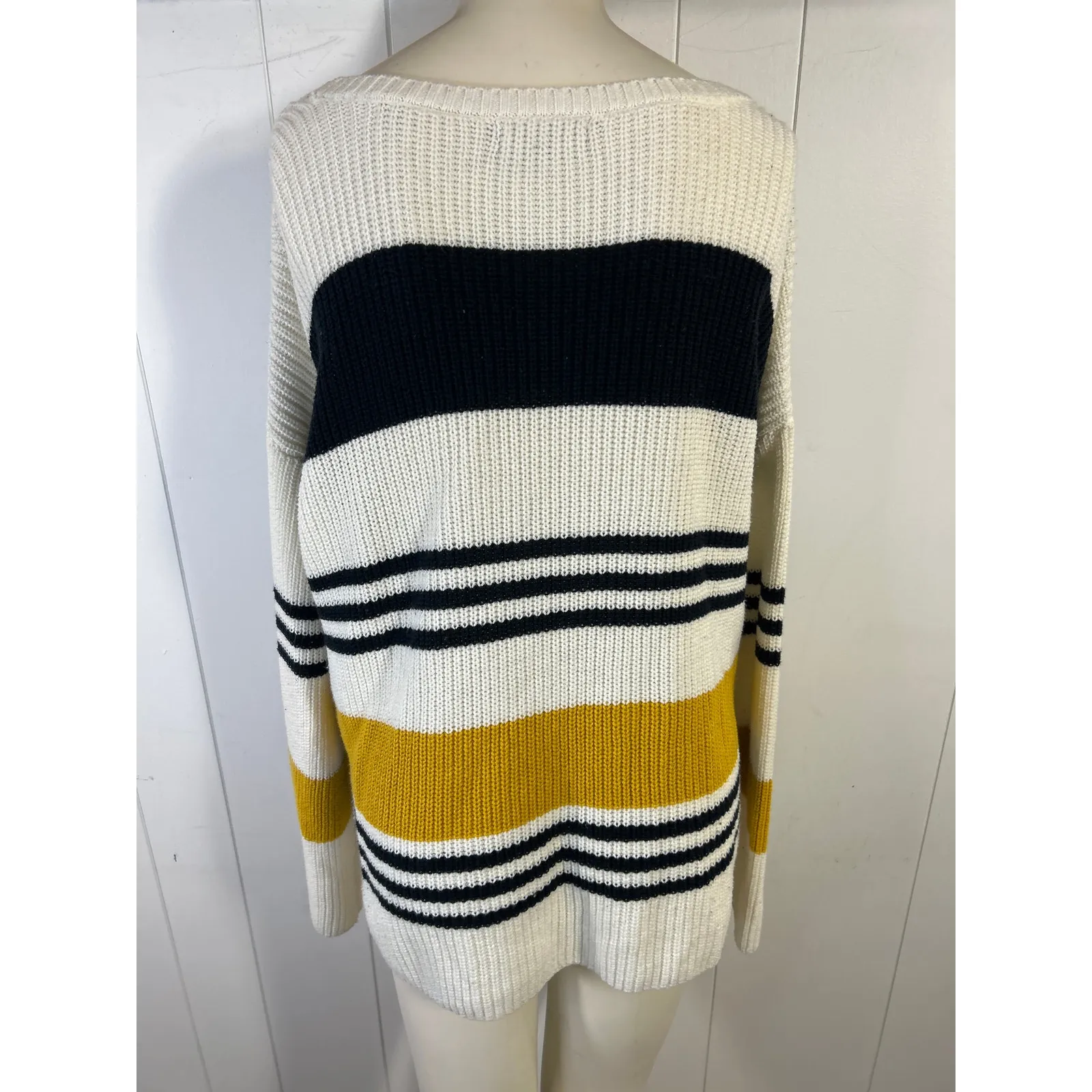 MARLED Reunited Clothing Knit Sweater Women's Size Large Striped Pullover Crew Blue - Image 2