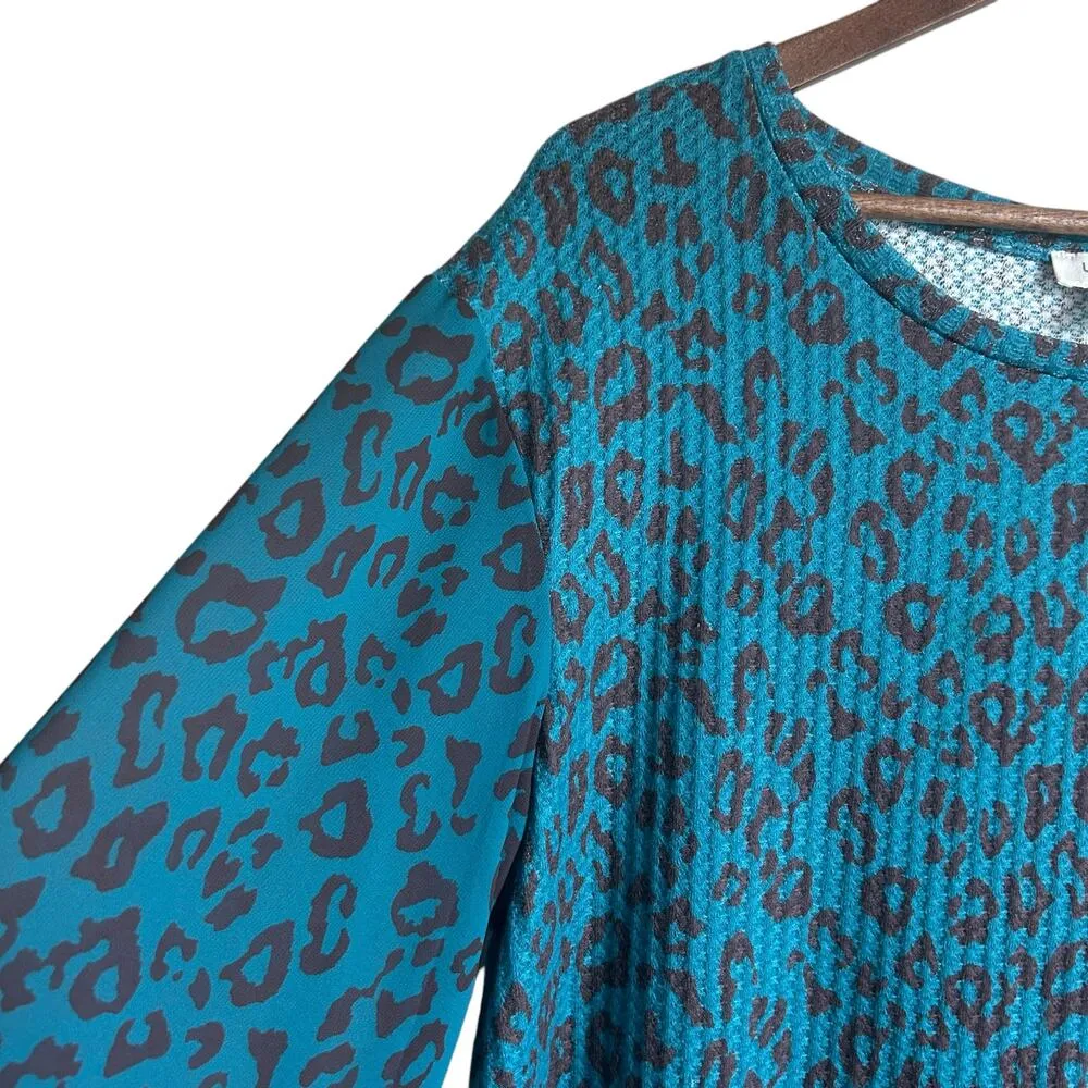 Umgee Tunic Top Women L Teal Leopard Print Multimedia Boho Cottagecore Whimsical - Image 4
