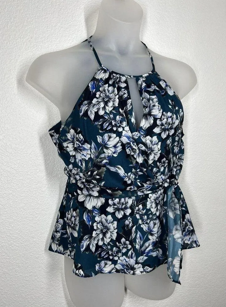 Parker Keyhole Floral Top - Image 3