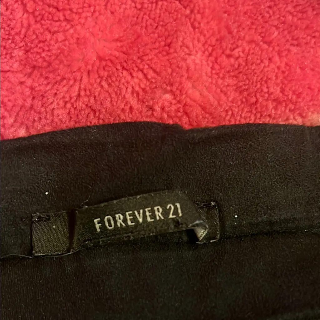 Forever 21 Black Velvet Top - Image 2