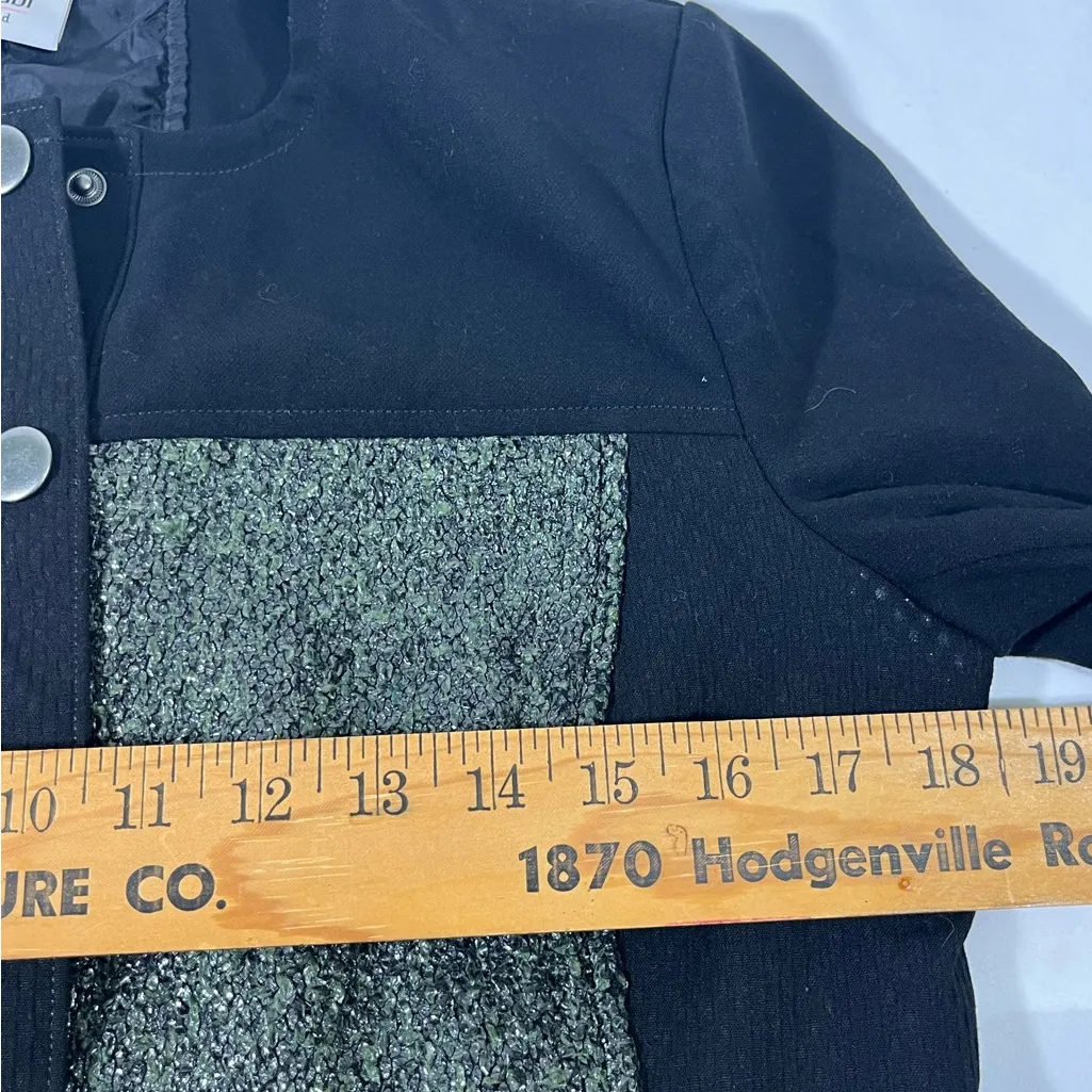 CABI MEDIA KNIT CROP JACKET SNAP FRONT SHLD PADS M BLACK W/GREEN TWEED INSET A38 - Image 13