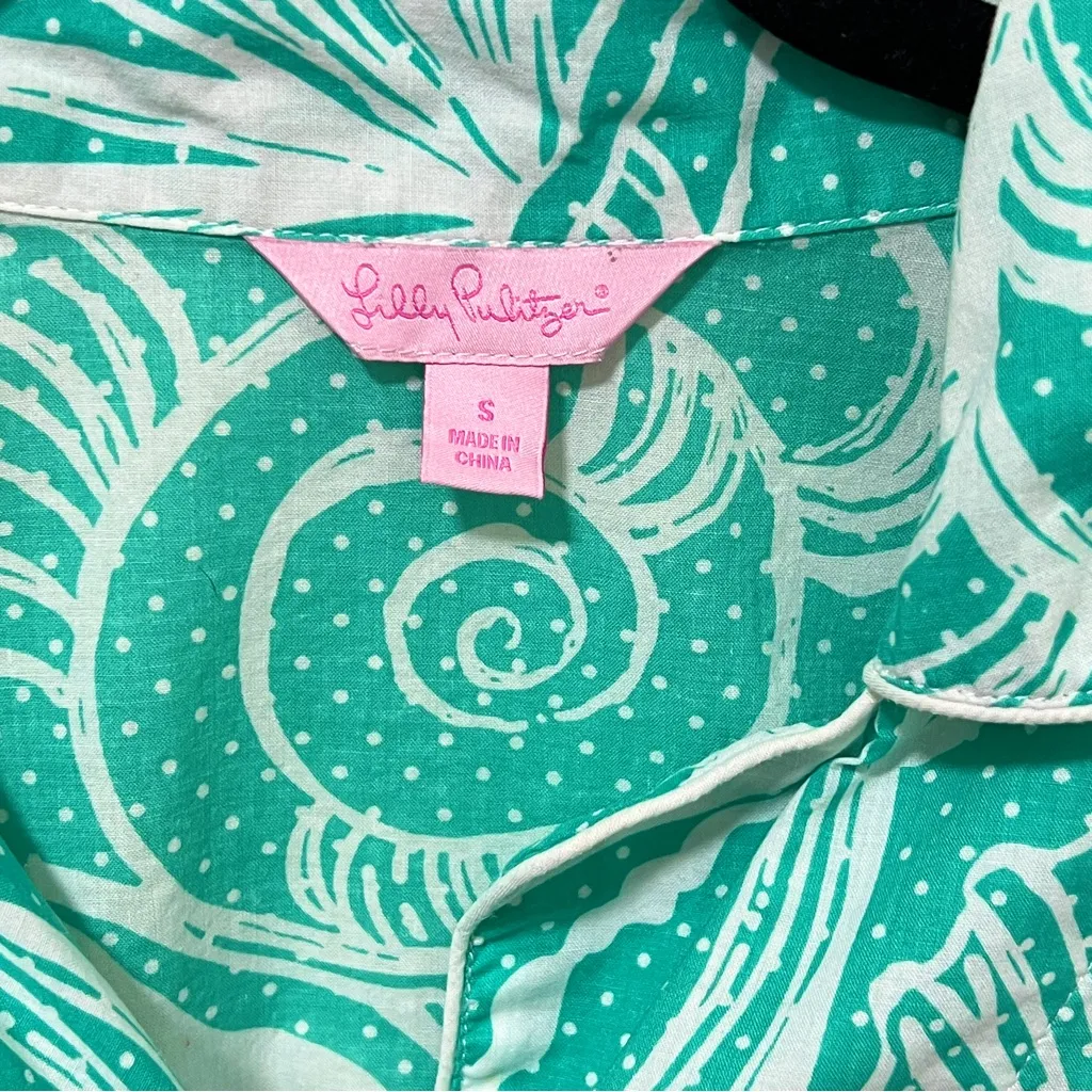 Lilly Pulitzer Clammies ‘n’ Jammies Seashell Print Sleep Top Small - Image 2