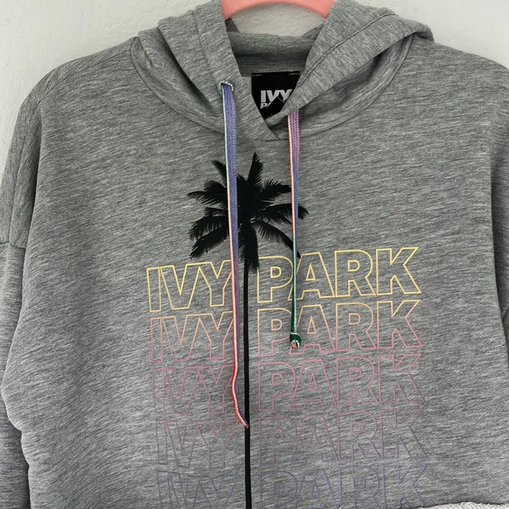 IVY PARK Festival Palm Tree Cropped Graphic Hoodie Sweatshirt XS - Image 12