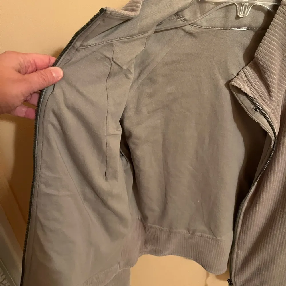 Scuba Track Velvet Cord Jacket in Riverstone - Image 12