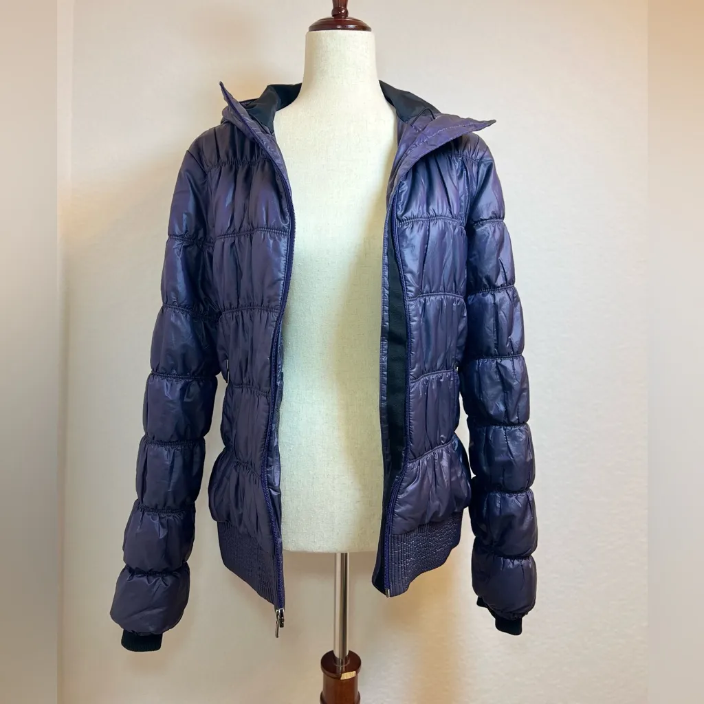 Columbia Jacket with Omni Heat
Reflective Lining  Size‎ Medium - Image 7