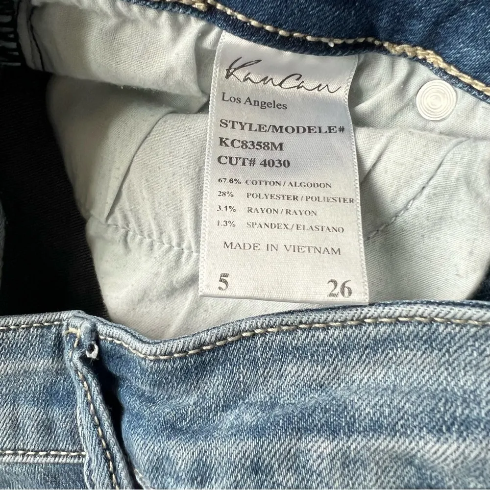 KANCAN distressed skinny jeans medium wash size 5 26 - Image 7
