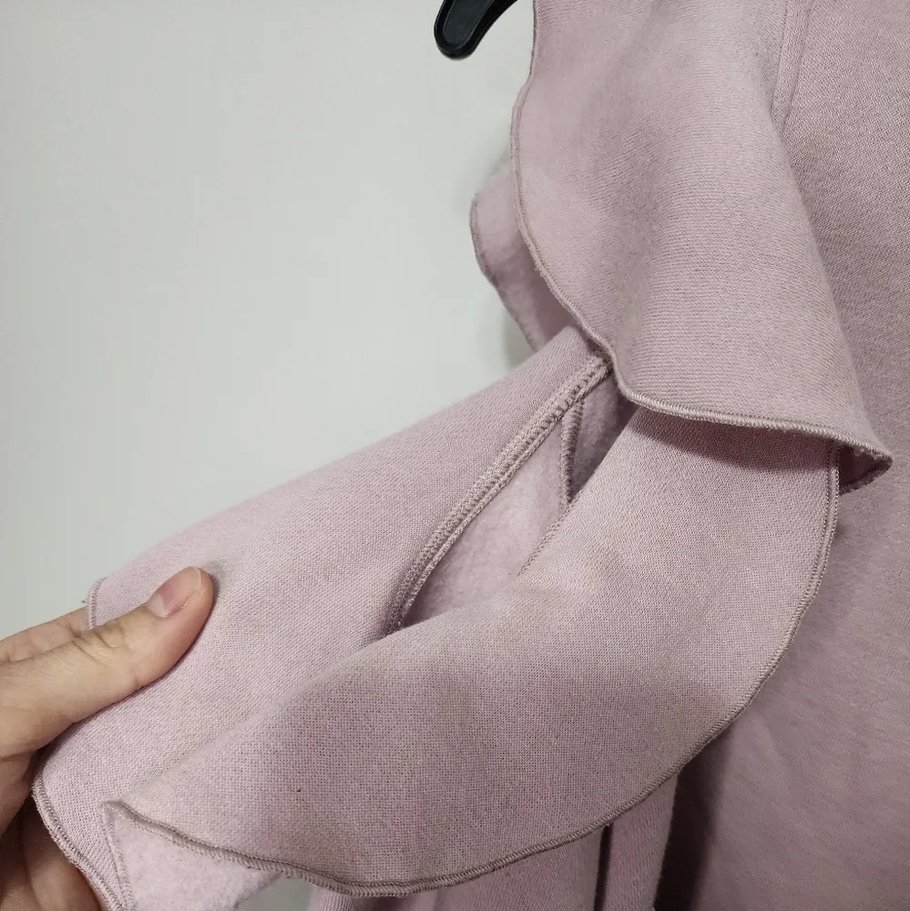 Rebecca Gracie ruffle sweater size M - Image 7