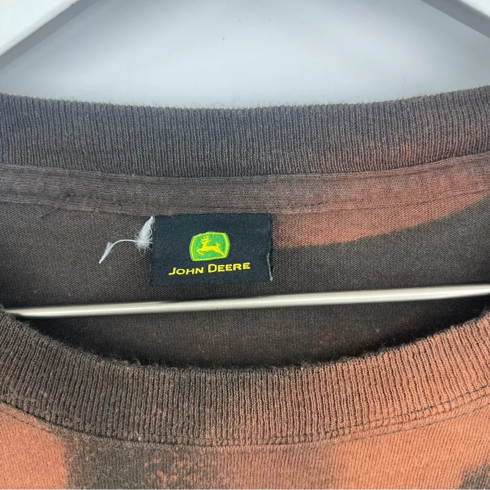 John Deere Short Sleeve Shirt Size Large - Image 4