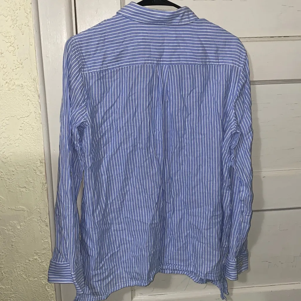 Jones New York Sport Blue & White Striped Button Up Dress Shirt With Side Slits - Image 2