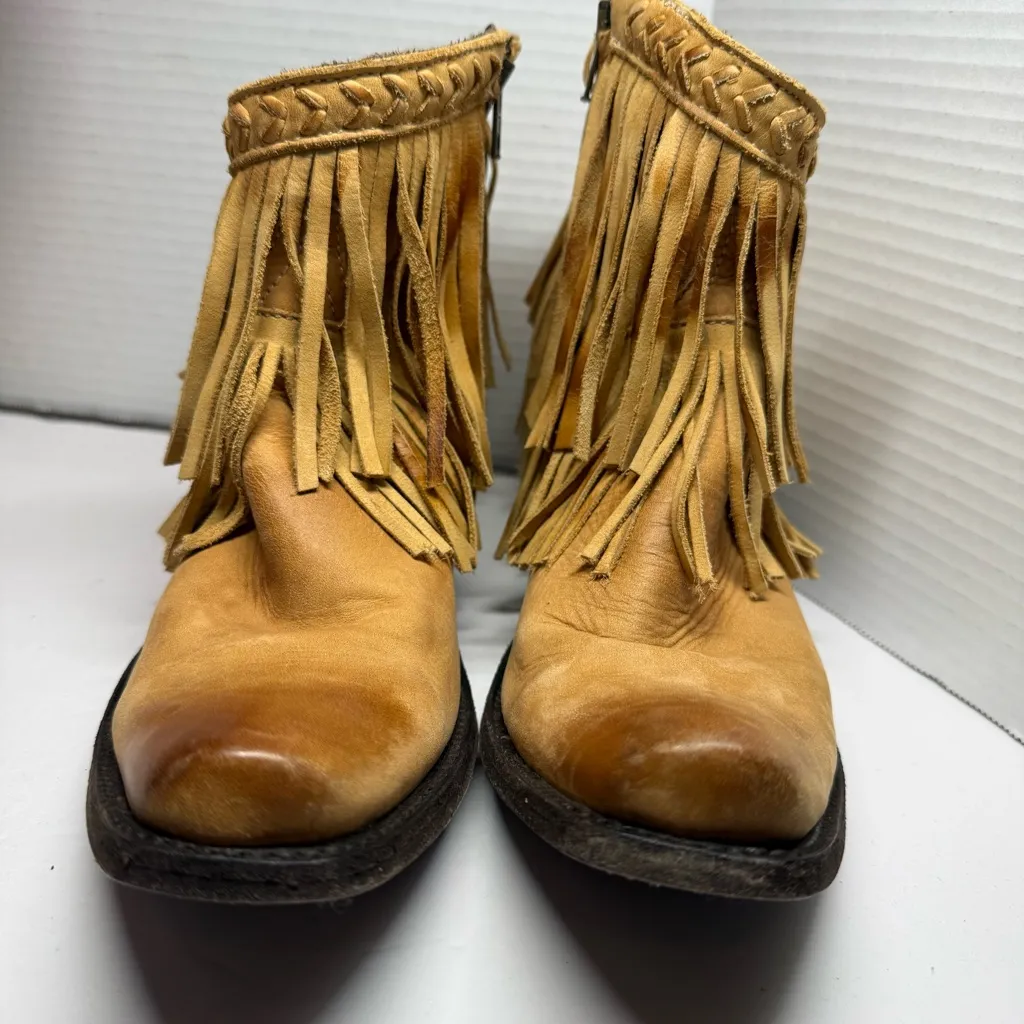 Old Gringo Tan Fringe Ankle Boots - Image 2