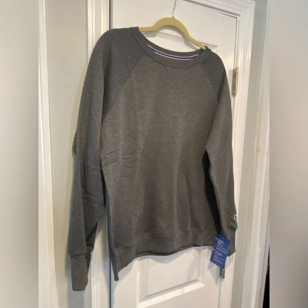 NWT Champion Size XL Gray Powerblend Long Sleeve Crew Neck Pullover Sweatshirt - Image 4