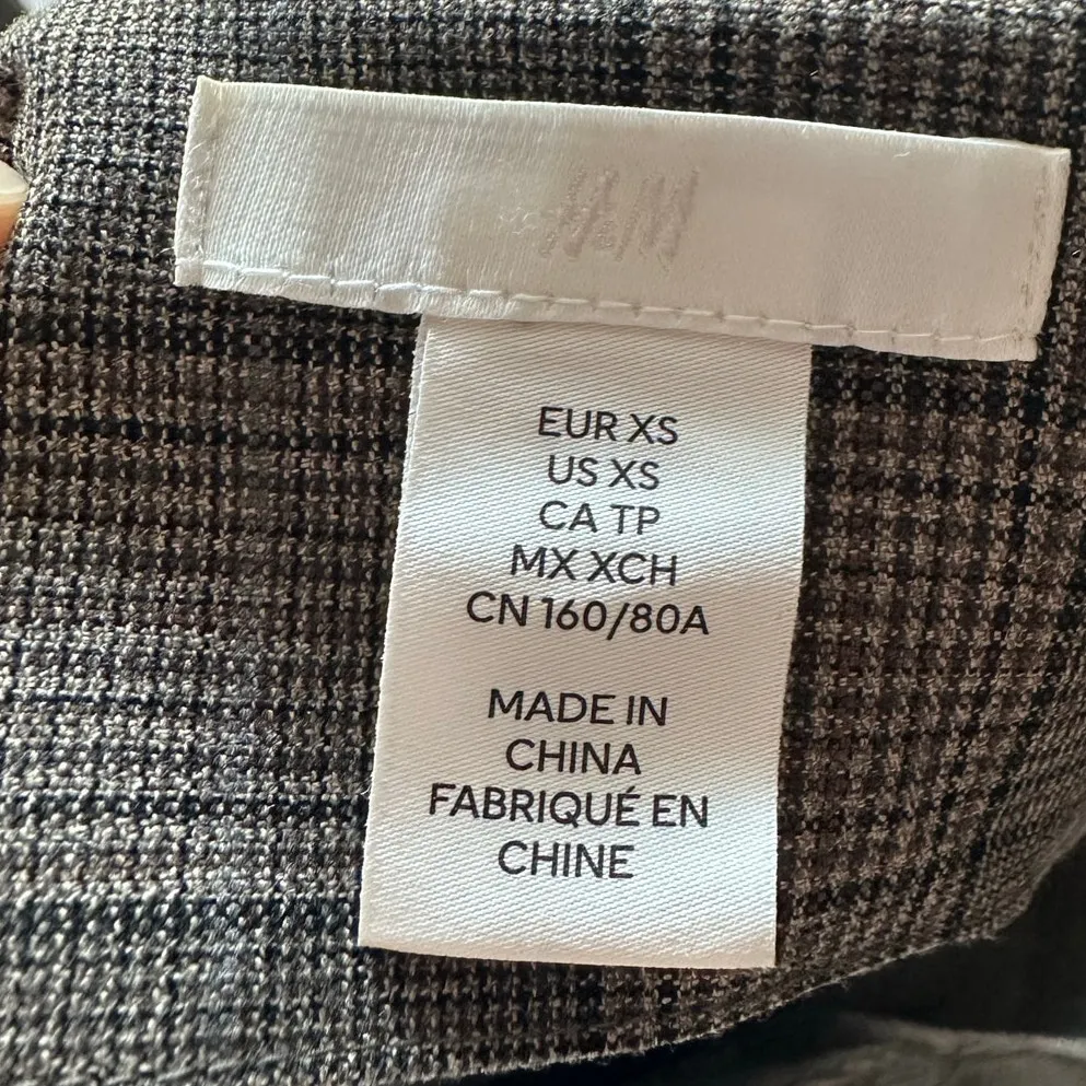 H&M Sleeveless Fitted Dress – Square Neckline, Patch Pockets, Viscose Blend - Image 6