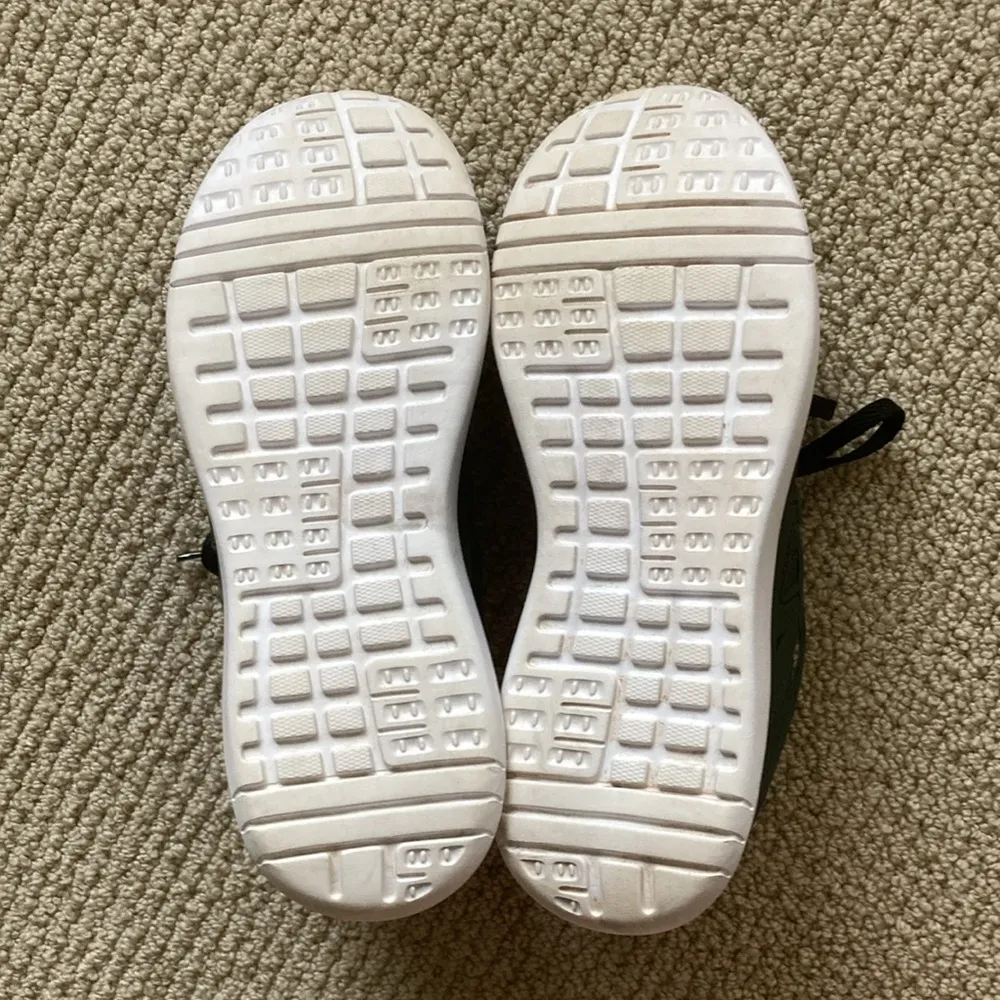 Fabletics Textured Indio Sneaker Women’s Size 9 Train Dark Grey White Like New - Image 5