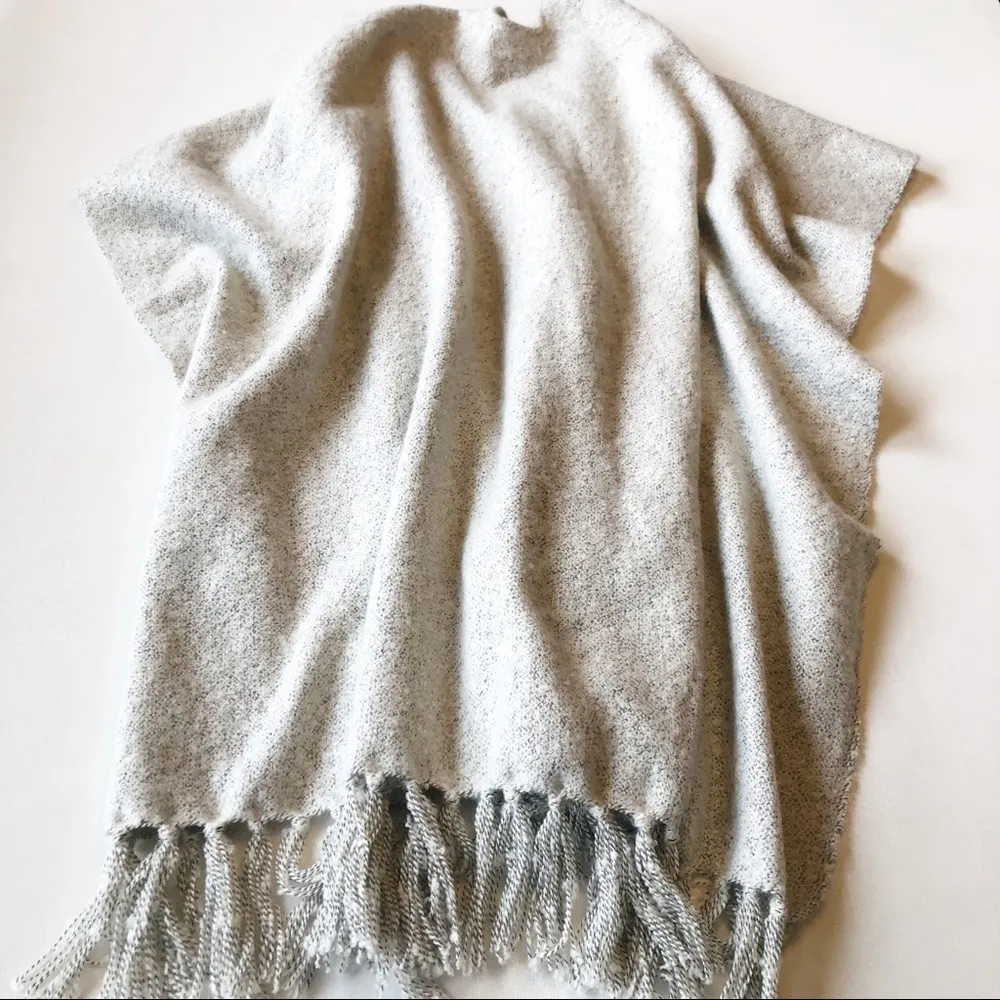 Universal Thread Cape Cardigan Scarf Sweater - Image 4